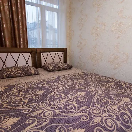 Baker's Street Hostel